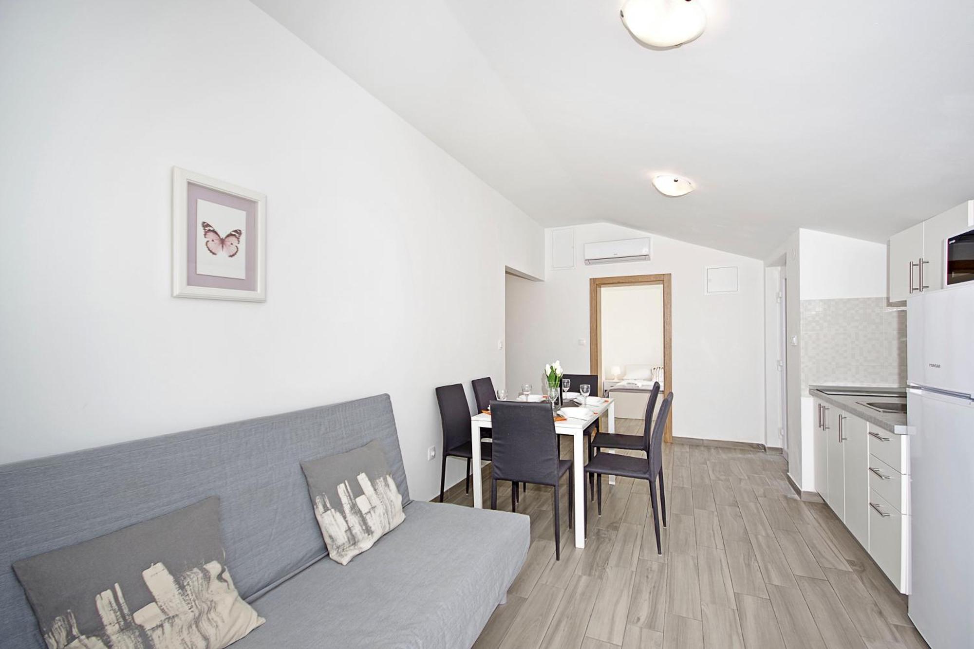 Apartments Frado Novalja Rom bilde